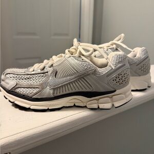 Nike Zoom Vomero 5